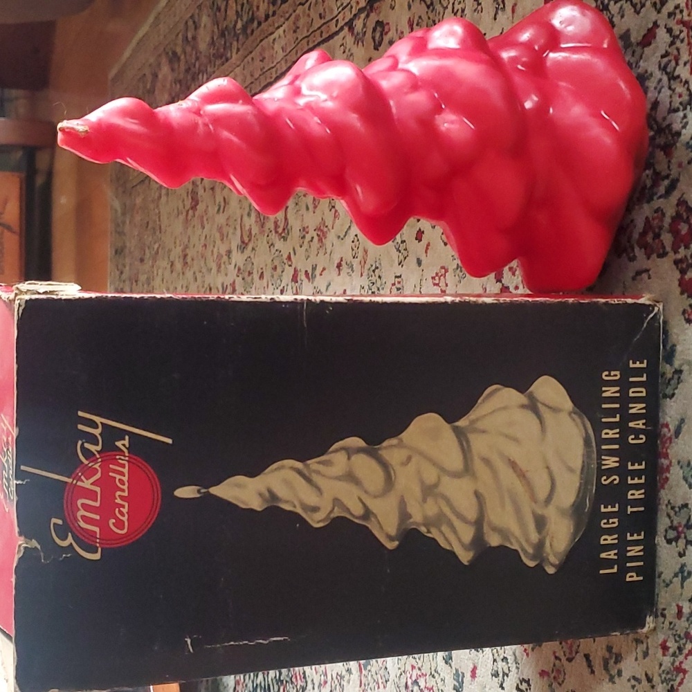Vintage Emkay large swirling pine tree candle